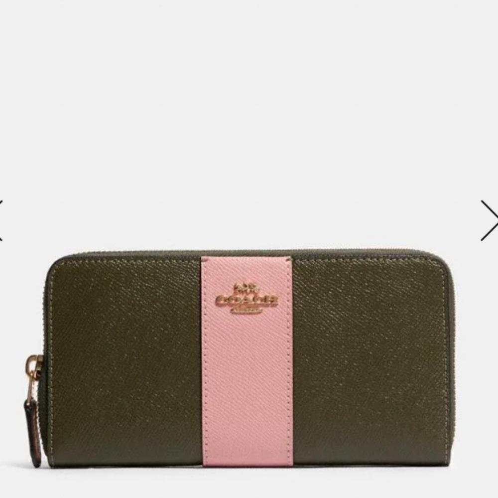 💕 NWT coach wallet - Picture 2 of 5